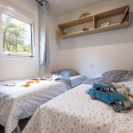 Camping Ares 리조트 *