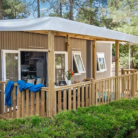 Camping Ares منتجع آريس