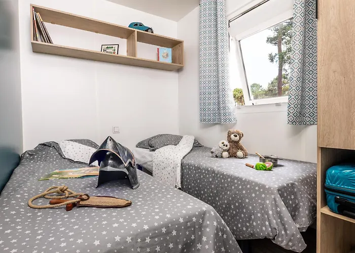 Camping Ares منتجع آريس