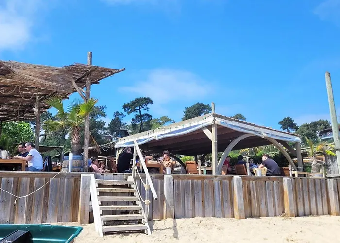 Camping Ares منتجع *