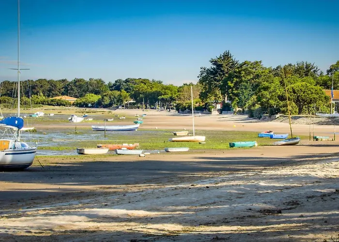 منتجع Camping Ares آريس