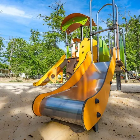 Ośrodek wypoczynkowy Camping Ares *