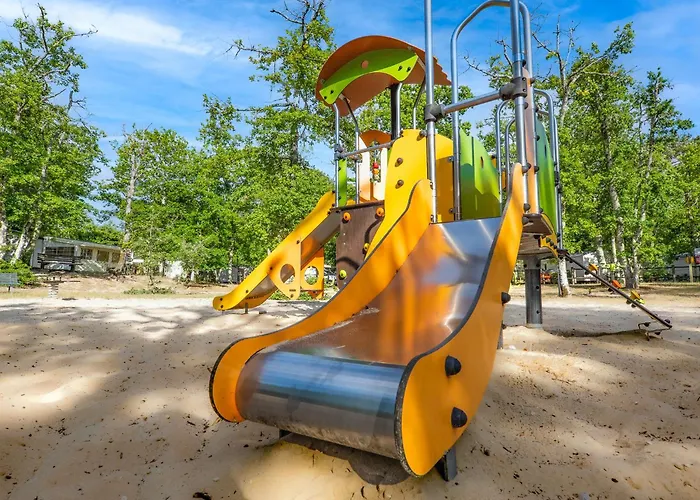 Ośrodek wypoczynkowy Camping Ares *