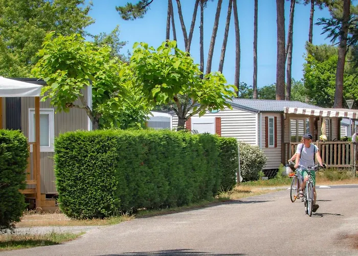 Ośrodek wypoczynkowy Camping Ares *